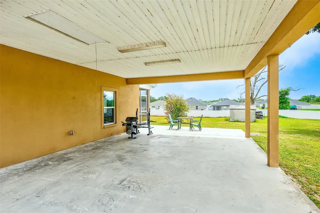 1017 Carolina Avenue Mulberry FL 33860