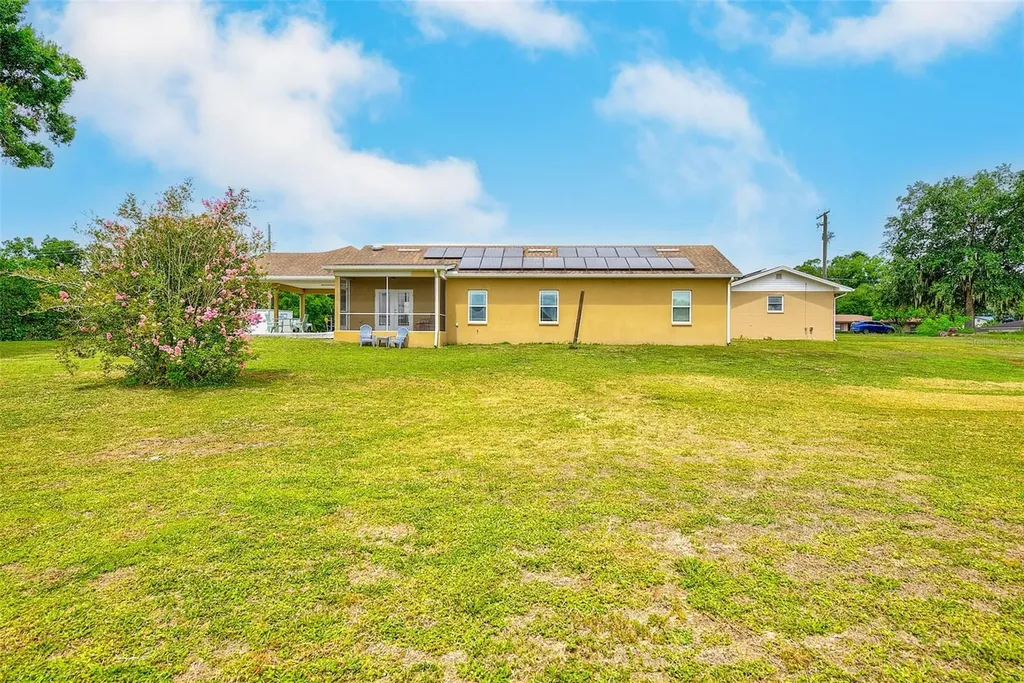 1017 Carolina Avenue Mulberry FL 33860