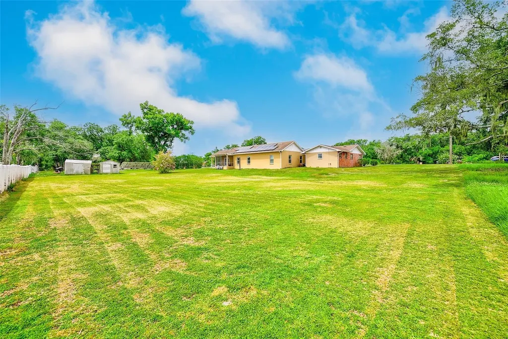 1017 Carolina Avenue Mulberry FL 33860