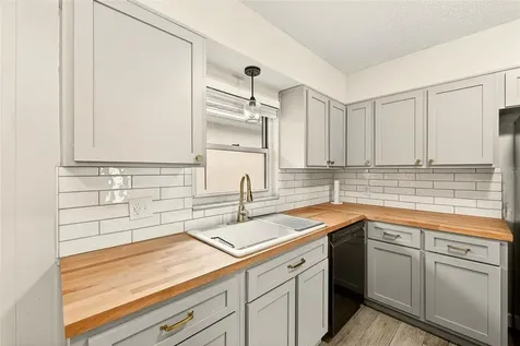 1017 Carolina Avenue Mulberry FL 33860