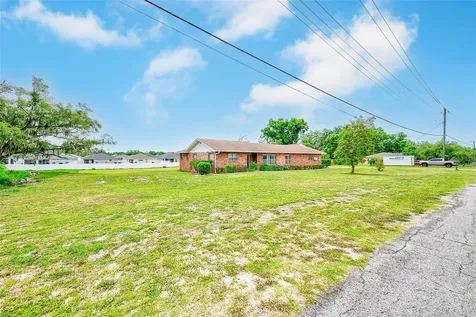 1017 Carolina Avenue Mulberry FL 33860