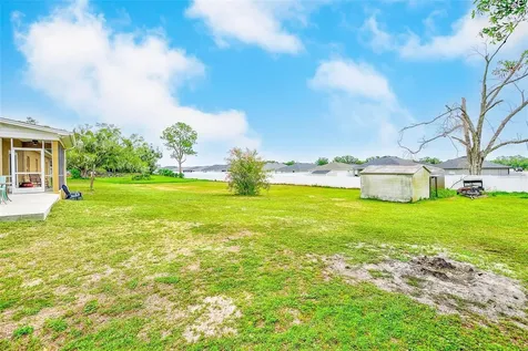 1017 Carolina Avenue Mulberry FL 33860