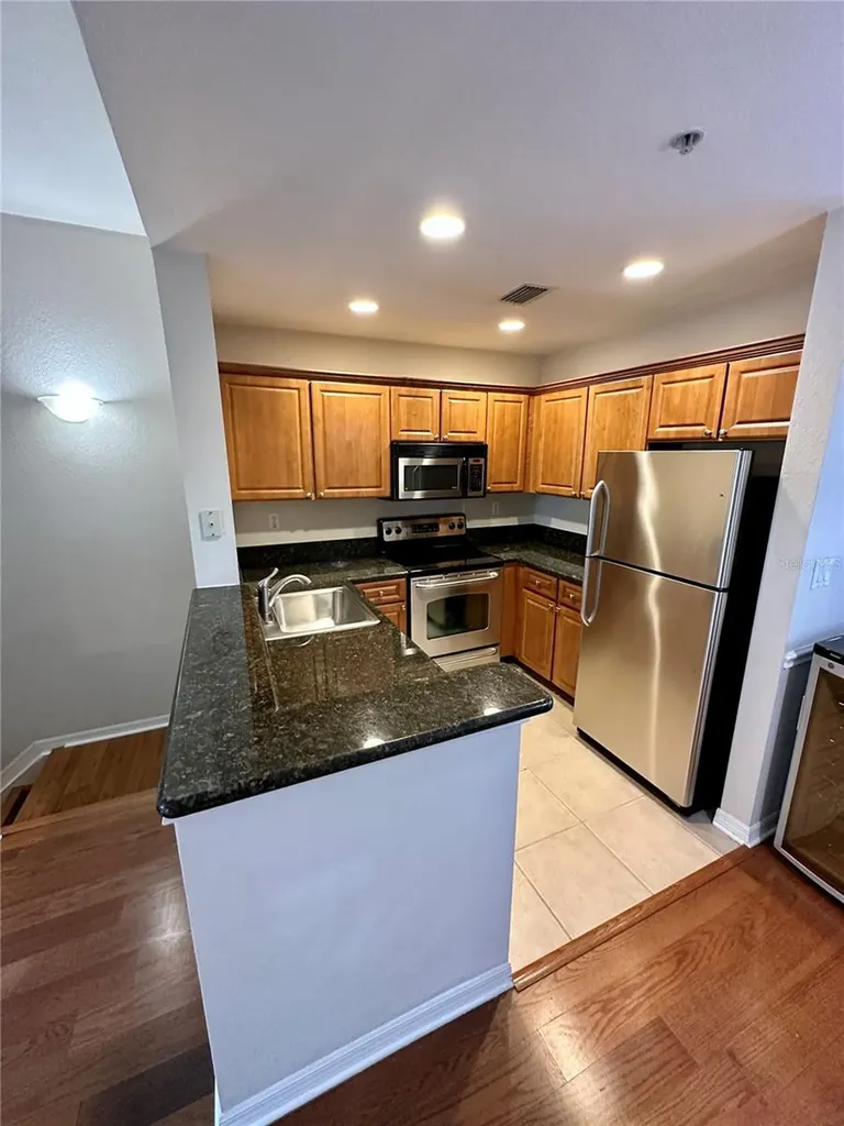 5213 Beach Breeze Court Tampa FL 33609