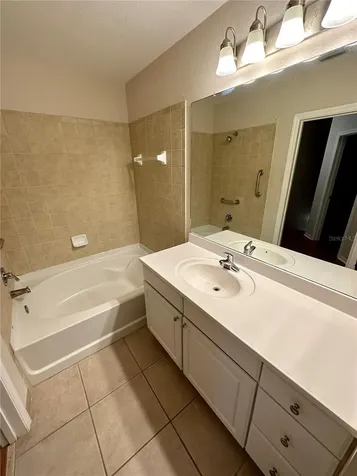 5213 Beach Breeze Court Tampa FL 33609