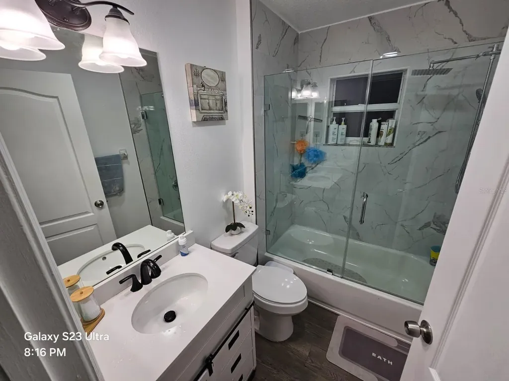 2256 Towering Oaks Circle Seffner FL 33584