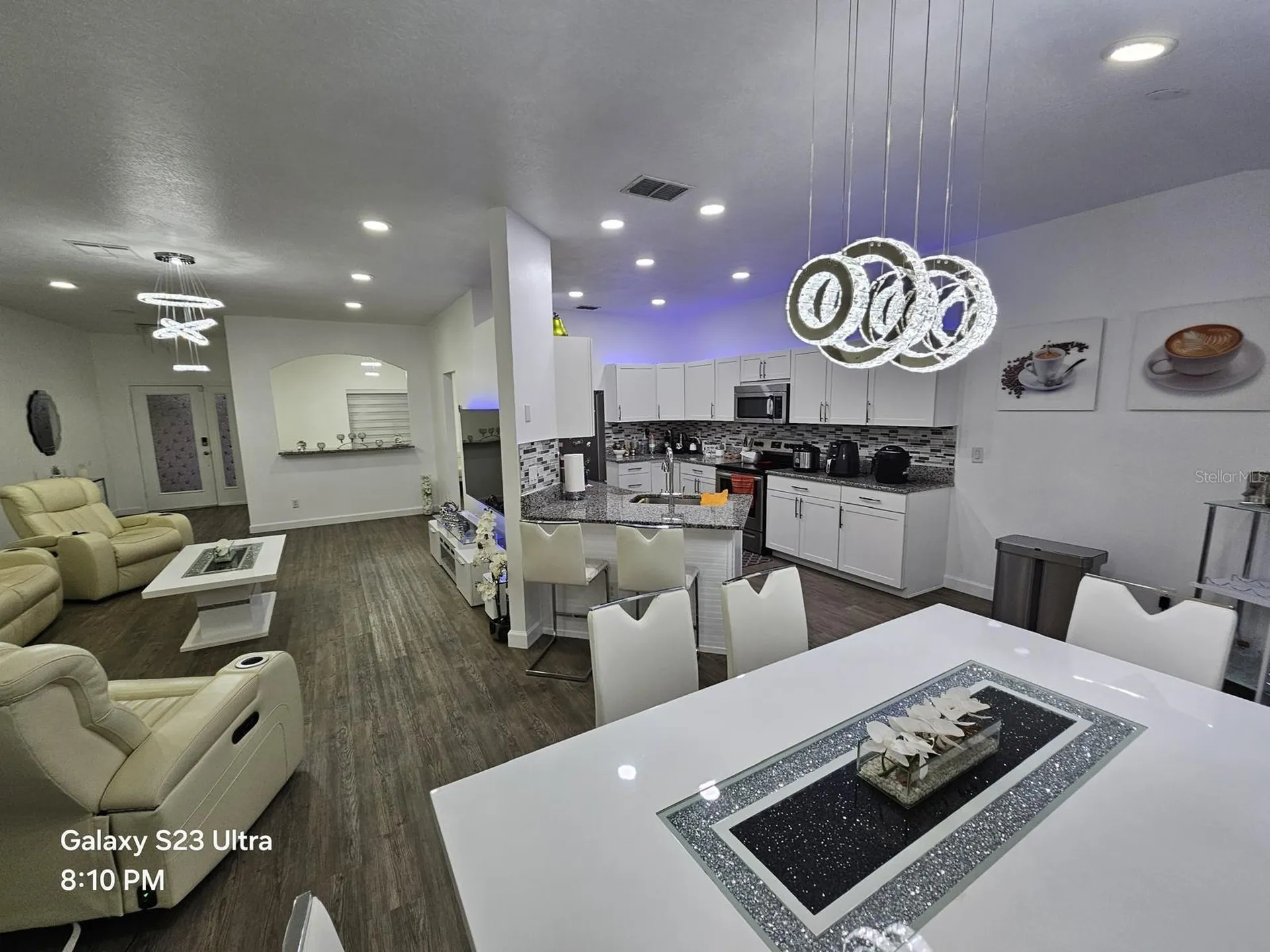 2256 Towering Oaks Circle Seffner FL 33584