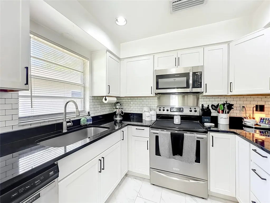 421 E Bay Avenue Longwood FL 32750