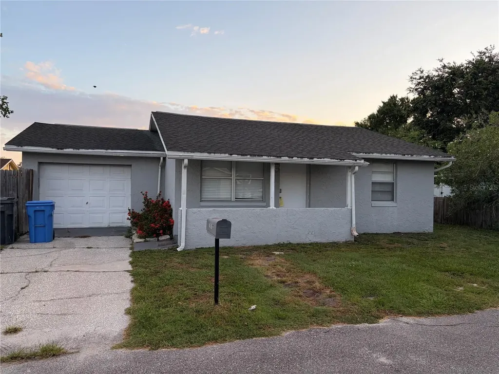 10103 Flair Court Tampa FL 33615