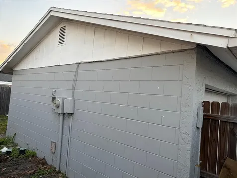 10103 Flair Court Tampa FL 33615
