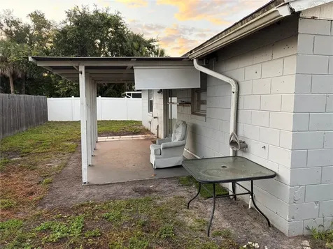 10103 Flair Court Tampa FL 33615
