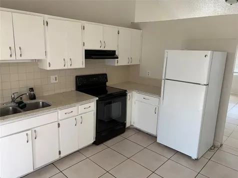 10103 Flair Court Tampa FL 33615