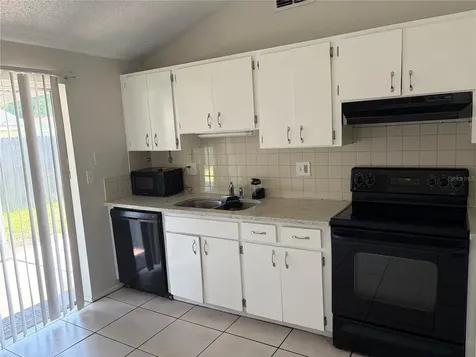 10103 Flair Court Tampa FL 33615