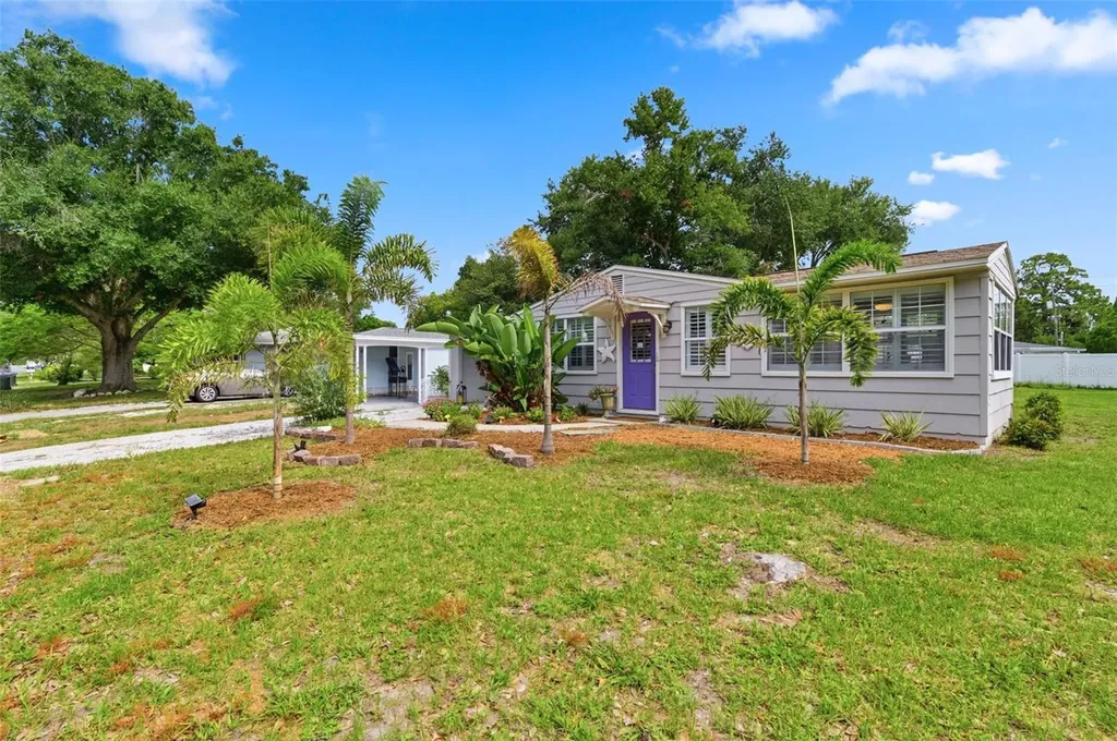 652 Lexington Street Dunedin FL 34698