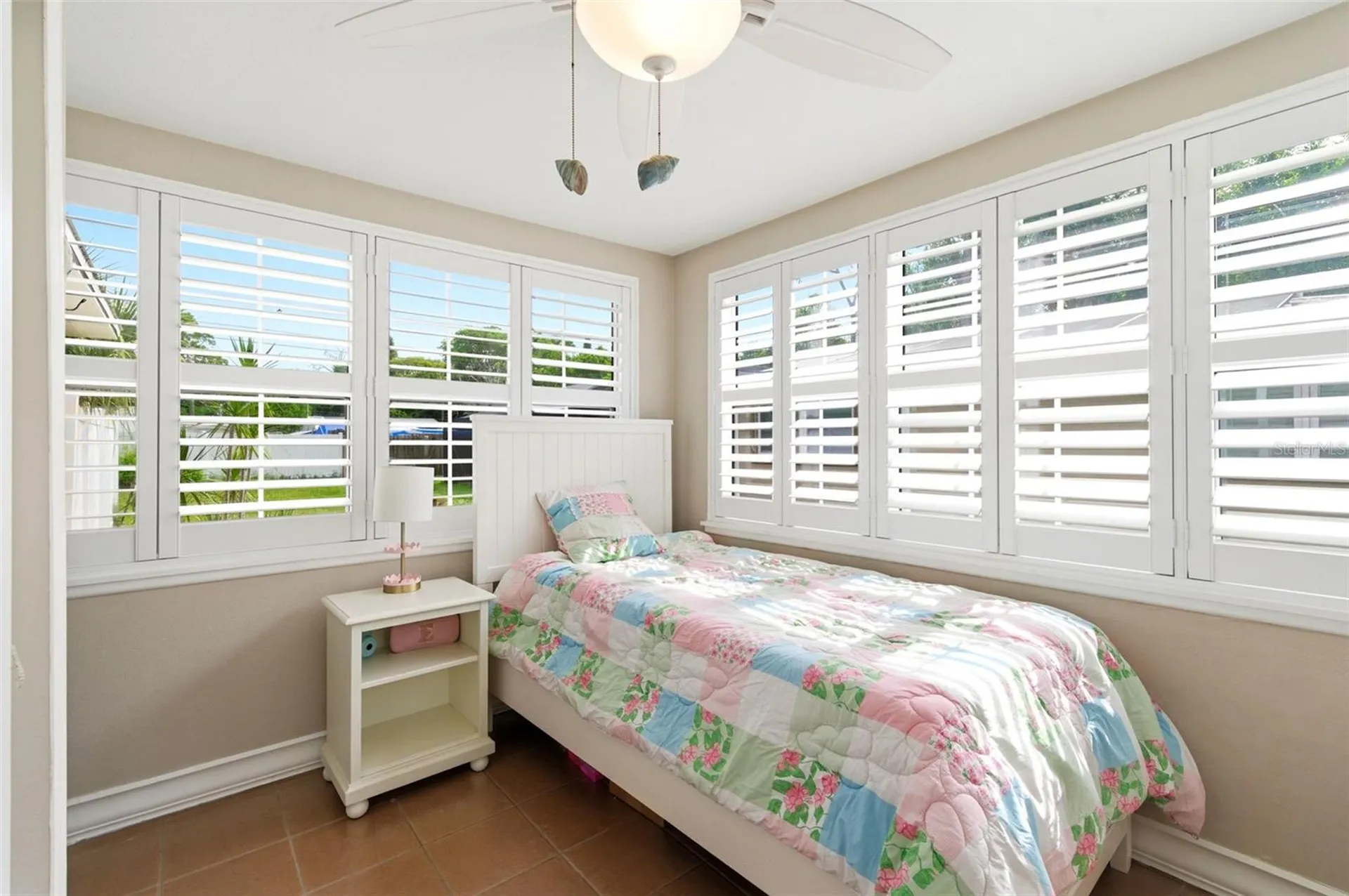 652 Lexington Street Dunedin FL 34698