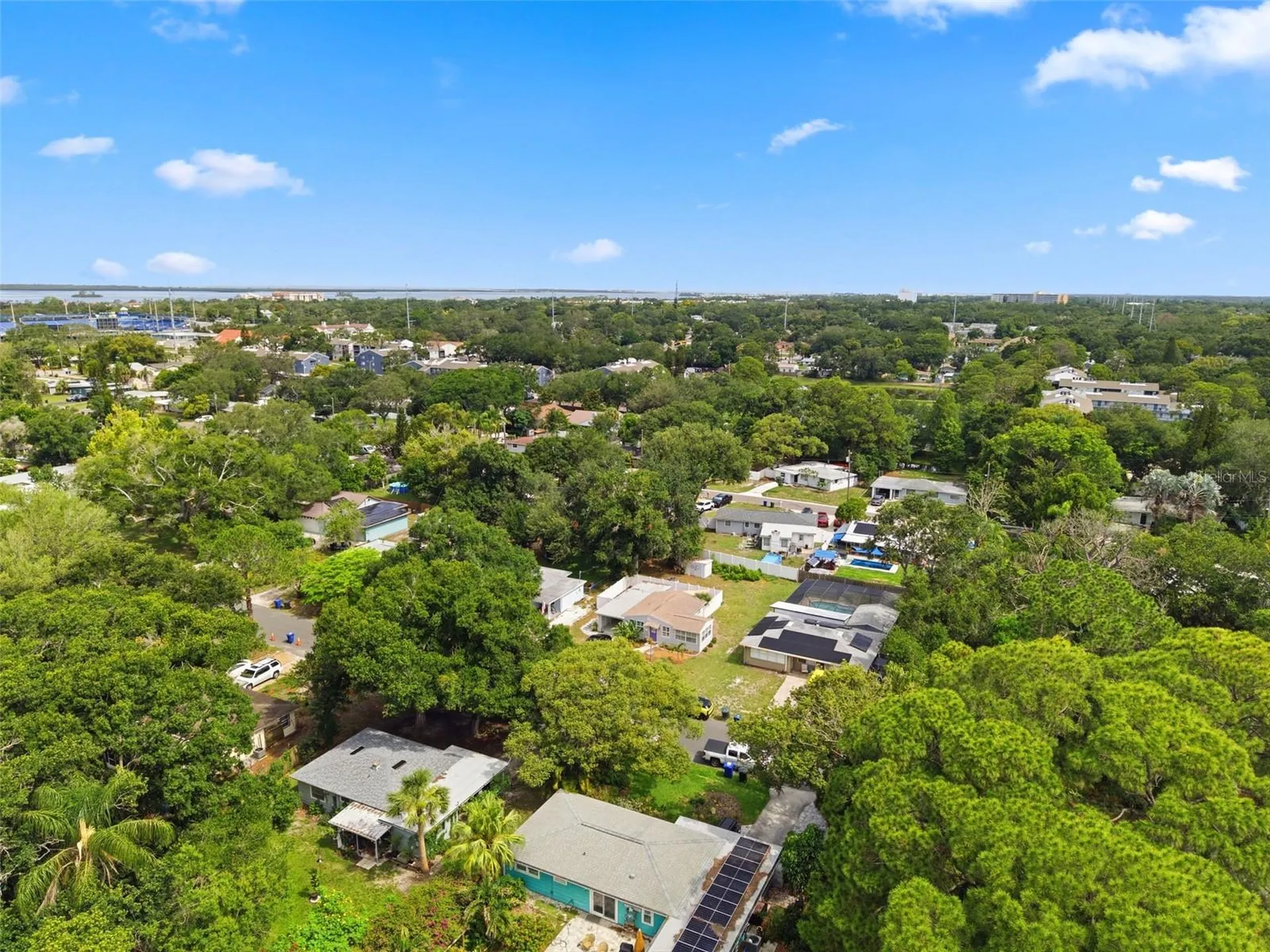 652 Lexington Street Dunedin FL 34698