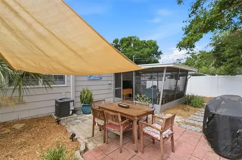 652 Lexington Street Dunedin FL 34698