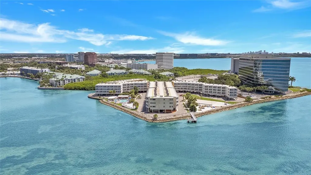 2506 N Rocky Point Drive Tampa FL 33607