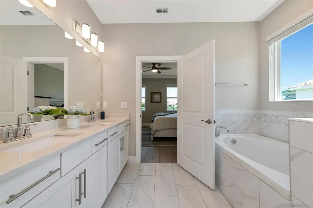 13513 Flat Woods Terrace Bradenton FL 34211