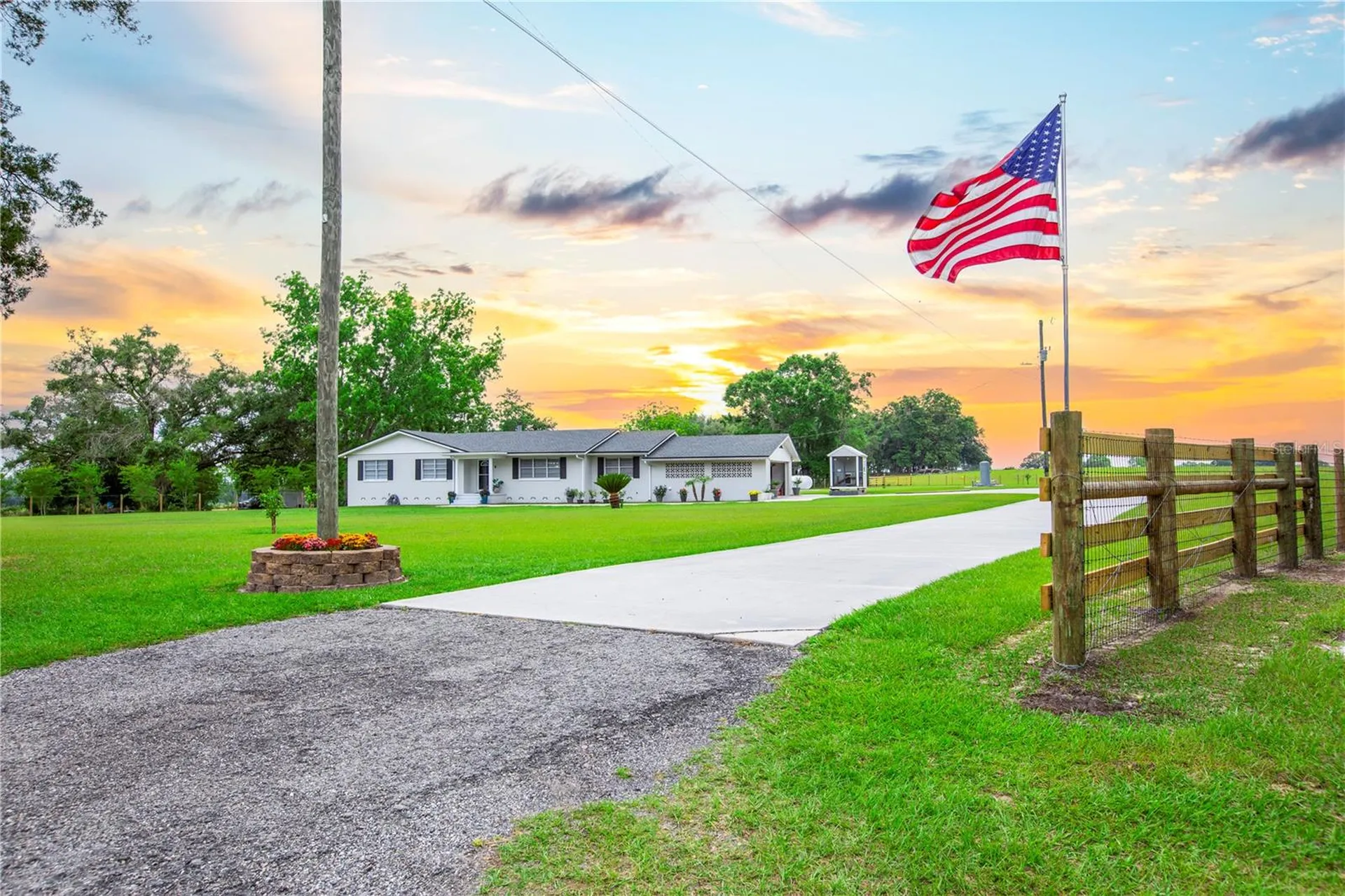6694 S Us Highway 441 Lake City FL 32025