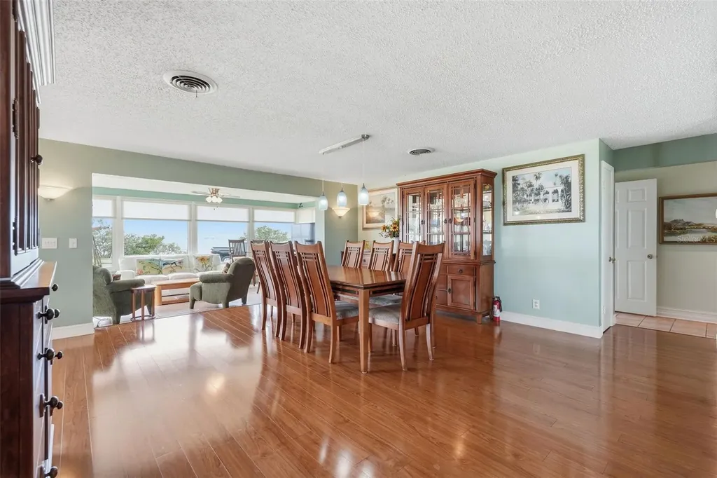 1963 Edgewater Drive Clearwater FL 33755