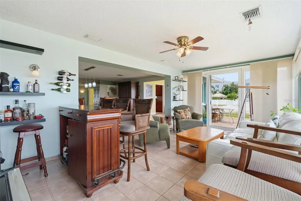 1963 Edgewater Drive Clearwater FL 33755