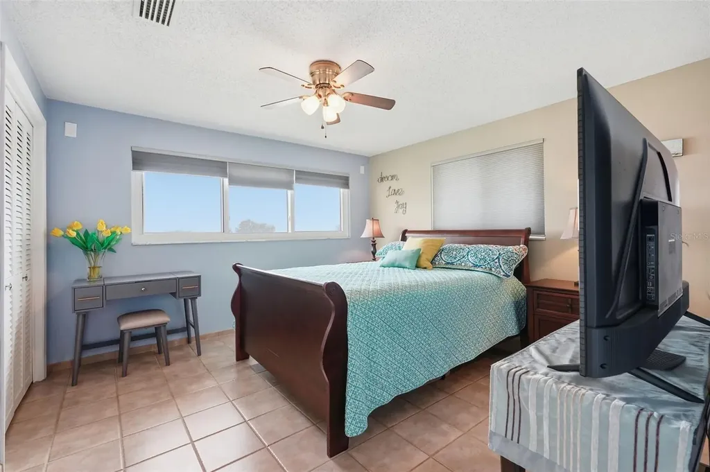 1963 Edgewater Drive Clearwater FL 33755