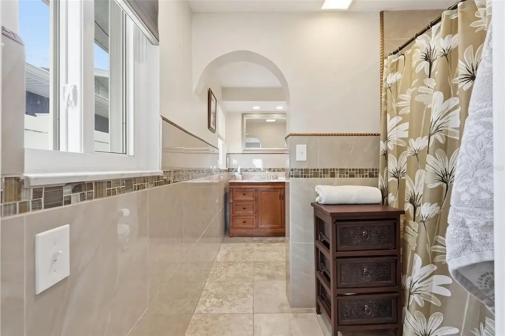1963 Edgewater Drive Clearwater FL 33755