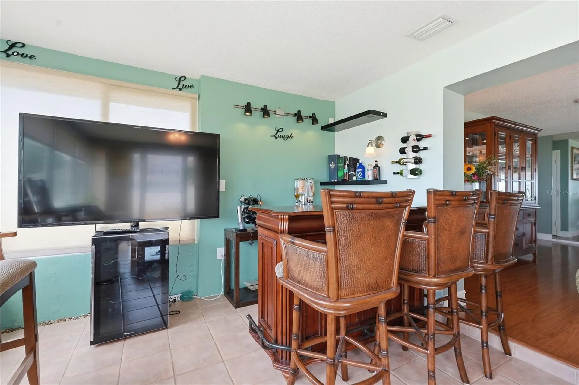 1963 Edgewater Drive Clearwater FL 33755