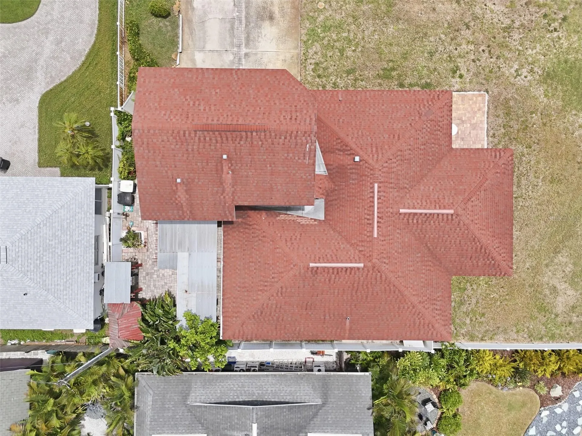 1963 Edgewater Drive Clearwater FL 33755