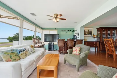 1963 Edgewater Drive Clearwater FL 33755