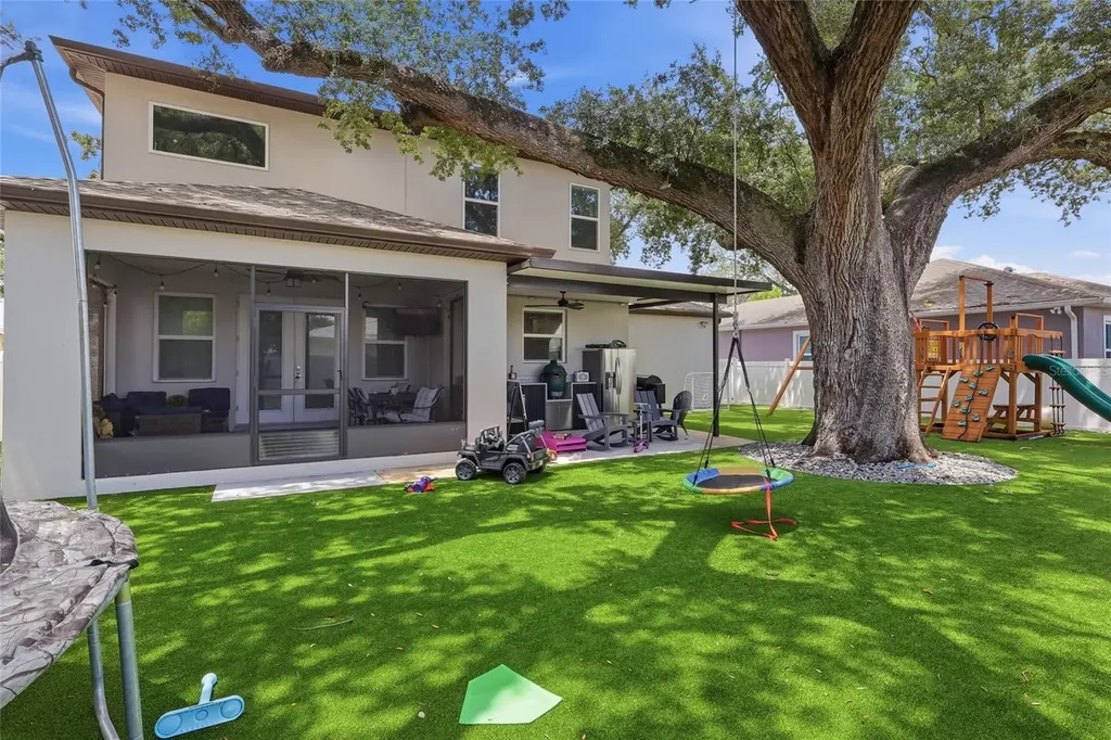 3012 W Leroy Street Tampa FL 33607