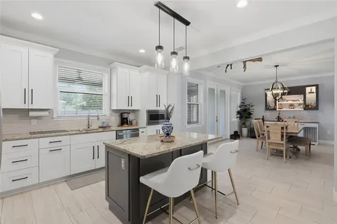 3012 W Leroy Street Tampa FL 33607