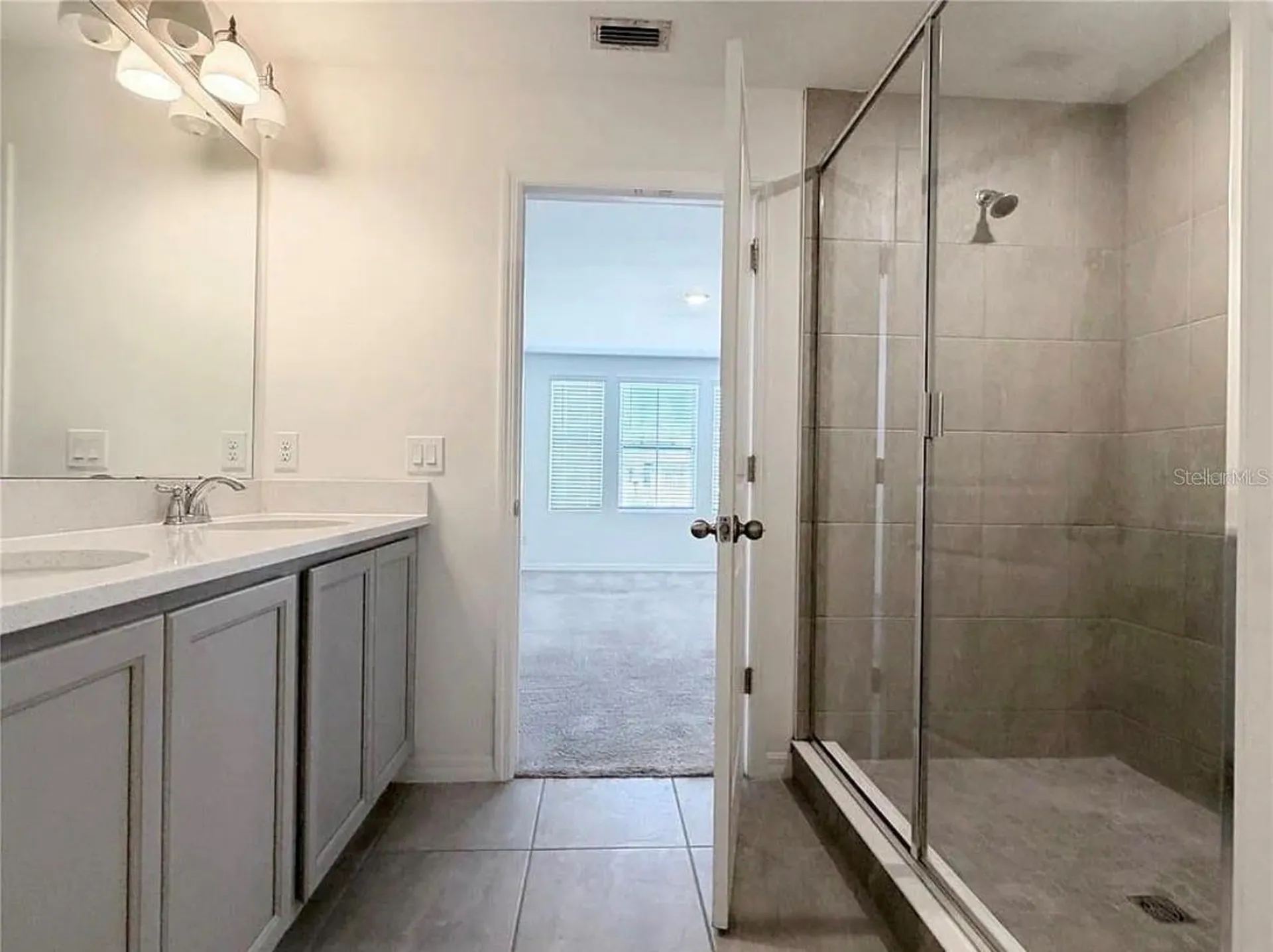 1542 Discovery Street Davenport FL 33896
