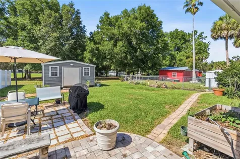 7130 Earlwood Avenue Mount Dora FL 32757