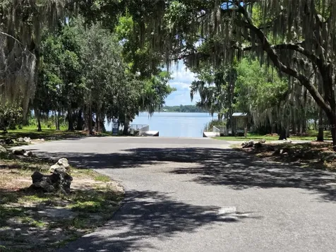 7130 Earlwood Avenue Mount Dora FL 32757