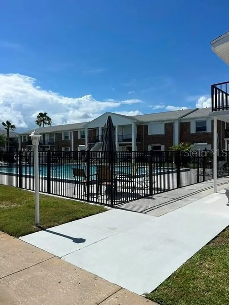 190 E Olmstead Drive Titusville FL 32780