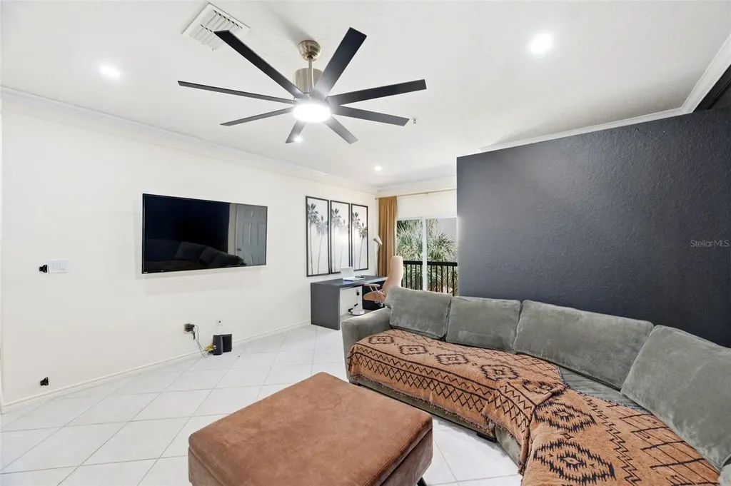4323 Bayside Village Drive Tampa FL 33615