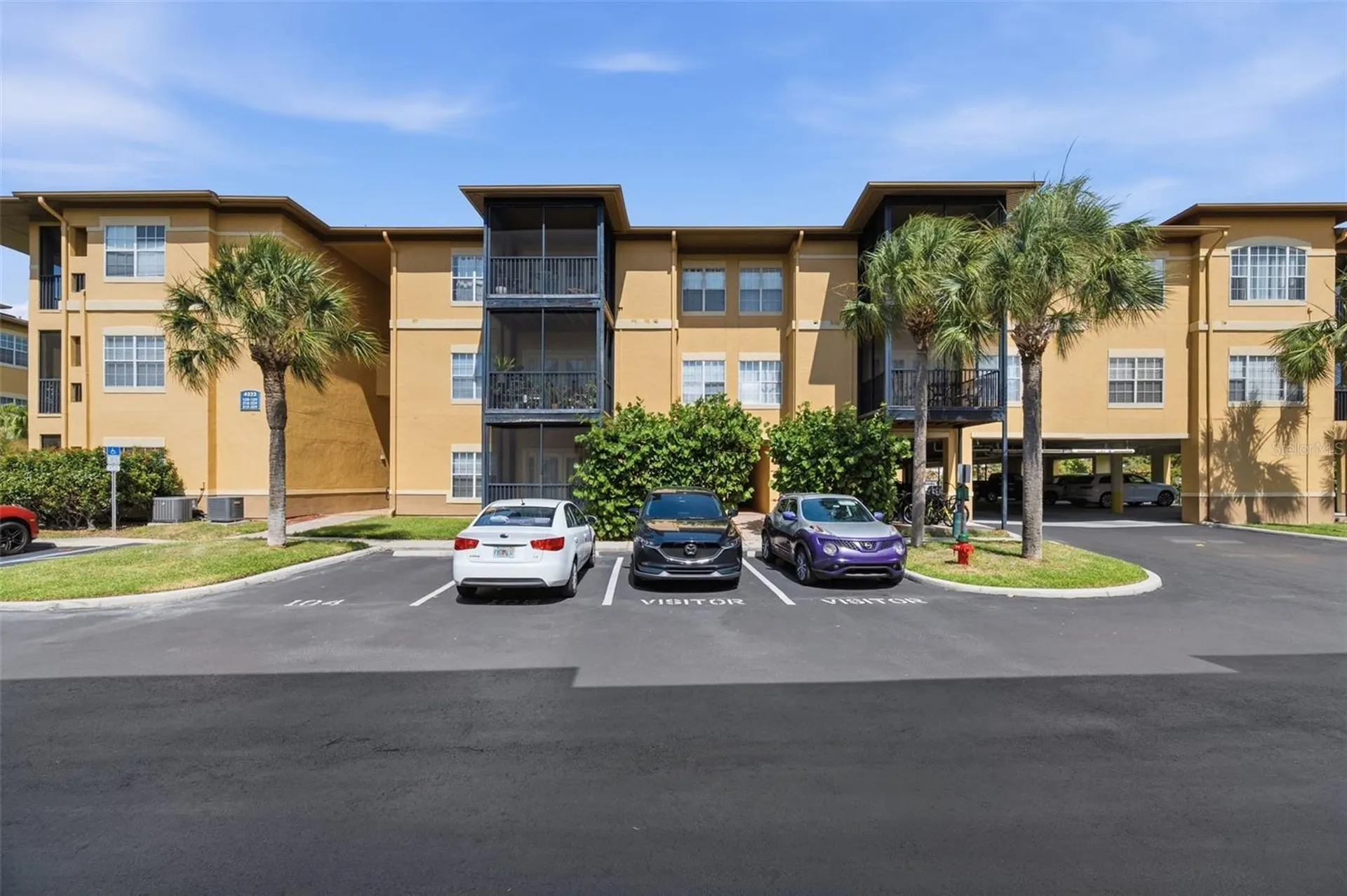 4323 Bayside Village Drive Tampa FL 33615