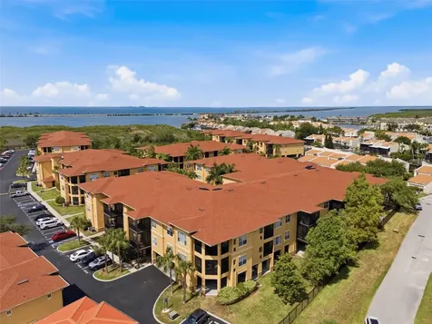 4323 Bayside Village Drive Tampa FL 33615