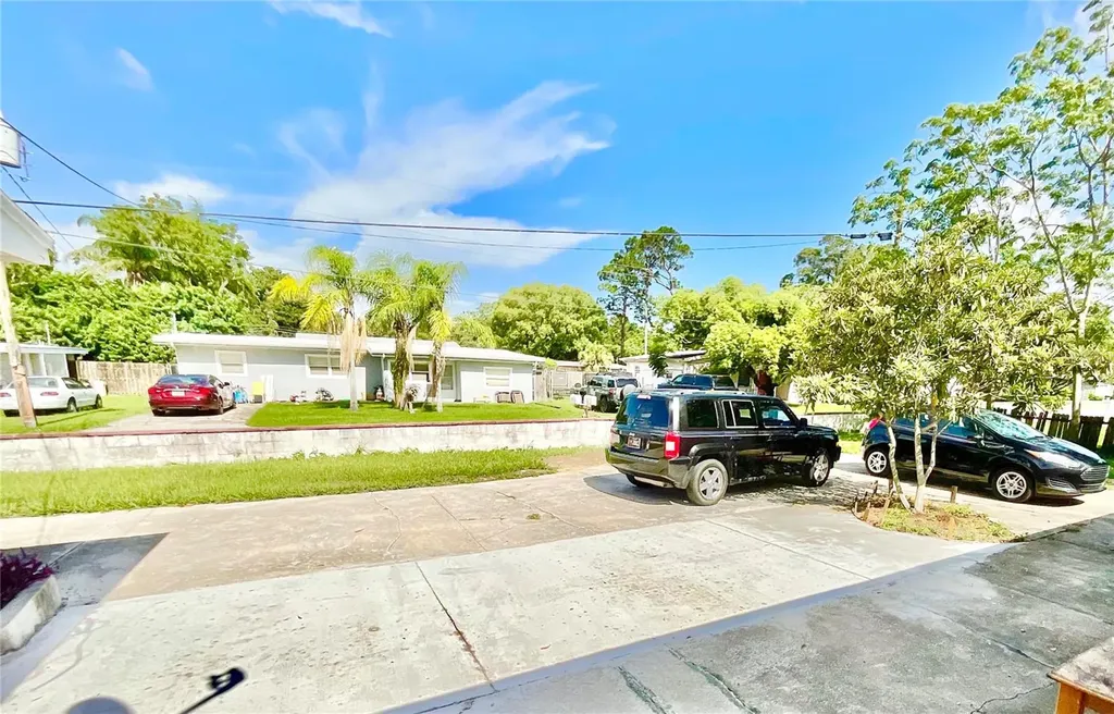 2117 Calusa Trail Holiday FL 34690