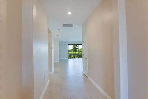 15890 Islandwalk Avenue Bradenton FL 34211