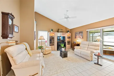 638 White River Drive Orlando FL 32828