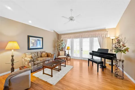 638 White River Drive Orlando FL 32828