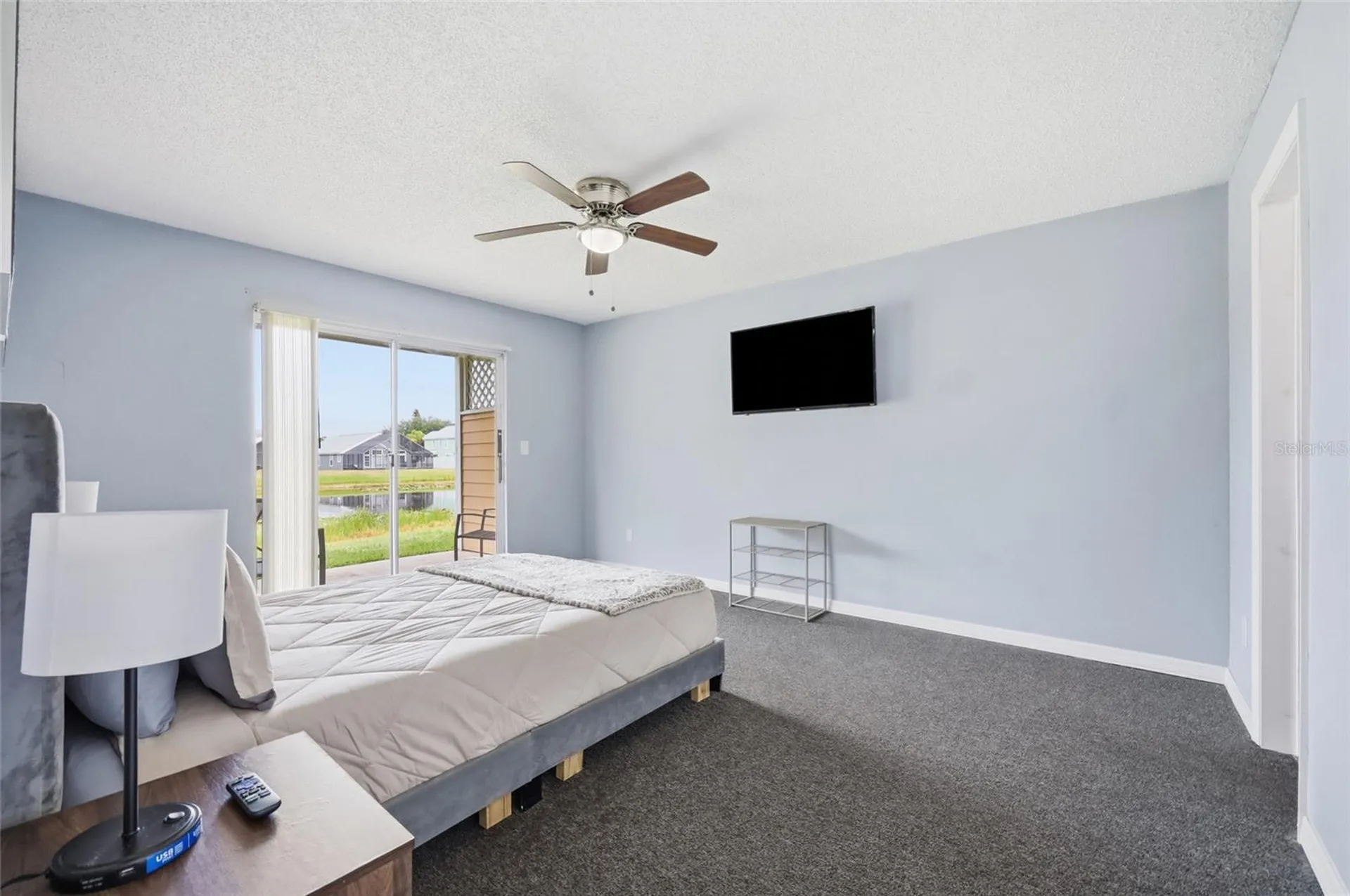 2474 Sweetwater Club Circle Kissimmee FL 34746