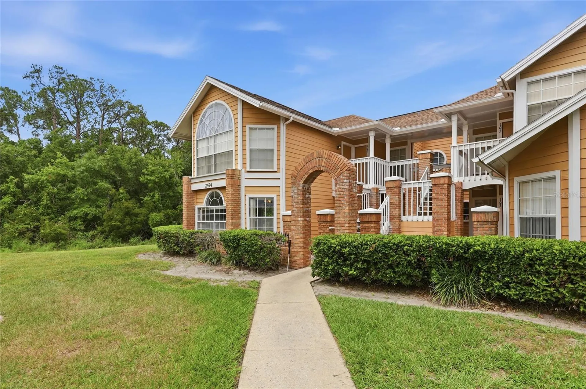 2474 Sweetwater Club Circle Kissimmee FL 34746