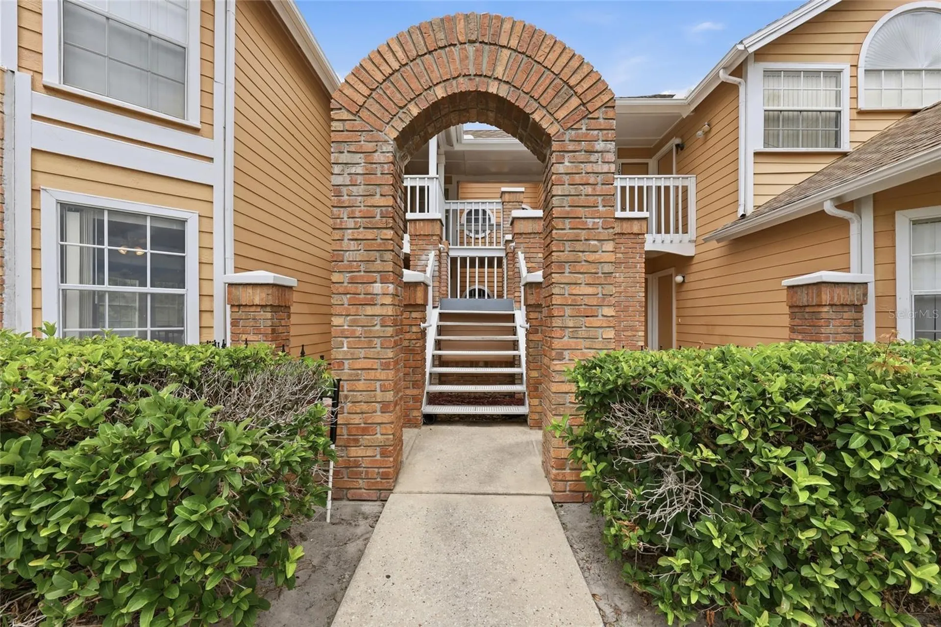2474 Sweetwater Club Circle Kissimmee FL 34746