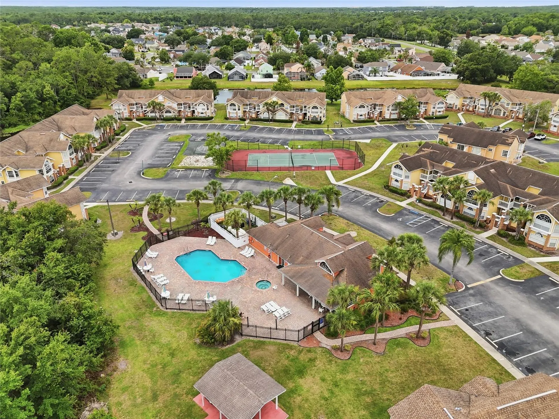 2474 Sweetwater Club Circle Kissimmee FL 34746