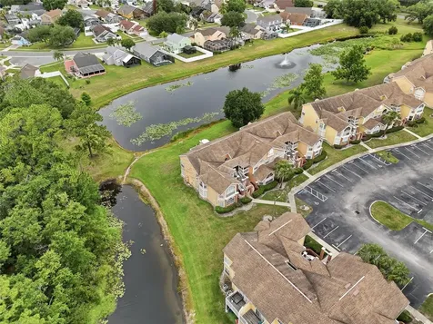 2474 Sweetwater Club Circle Kissimmee FL 34746