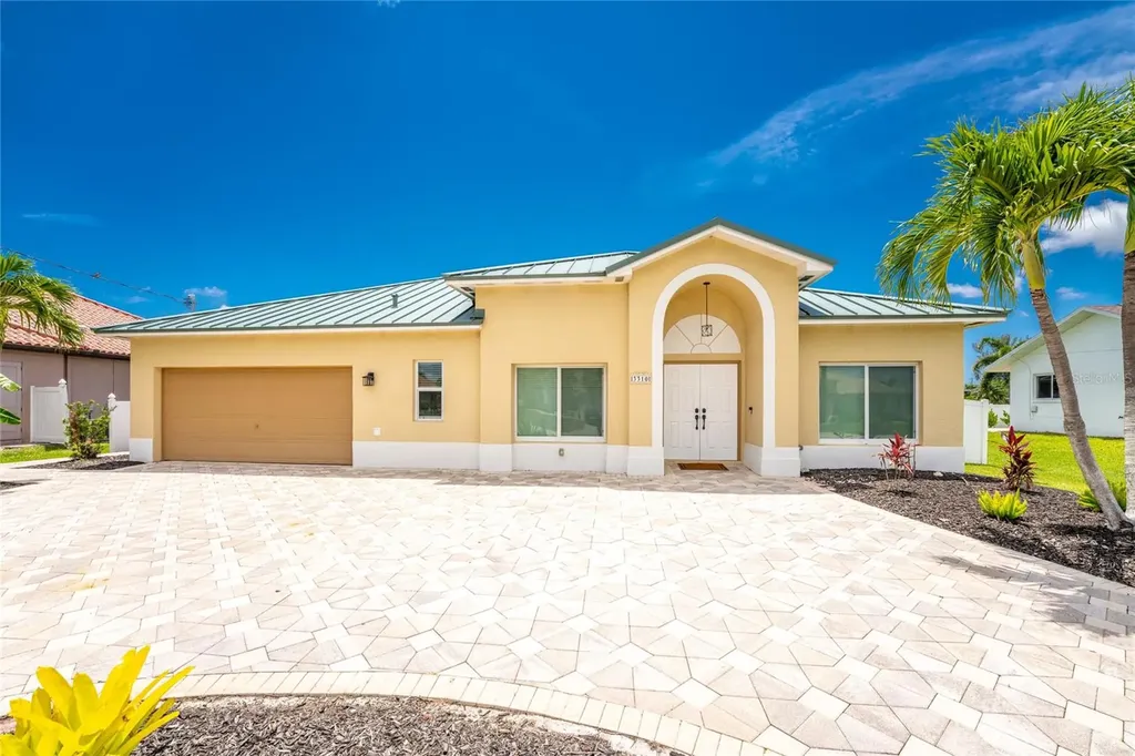 3310 SW 26th Avenue Cape Coral FL 33914