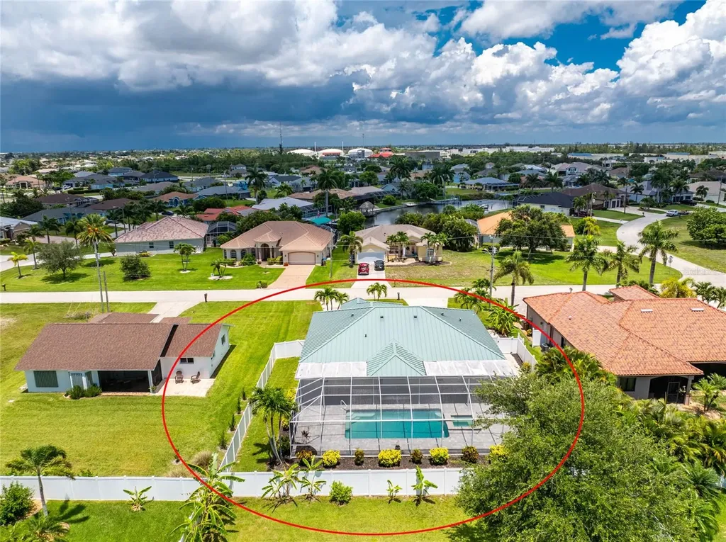 3310 SW 26th Avenue Cape Coral FL 33914